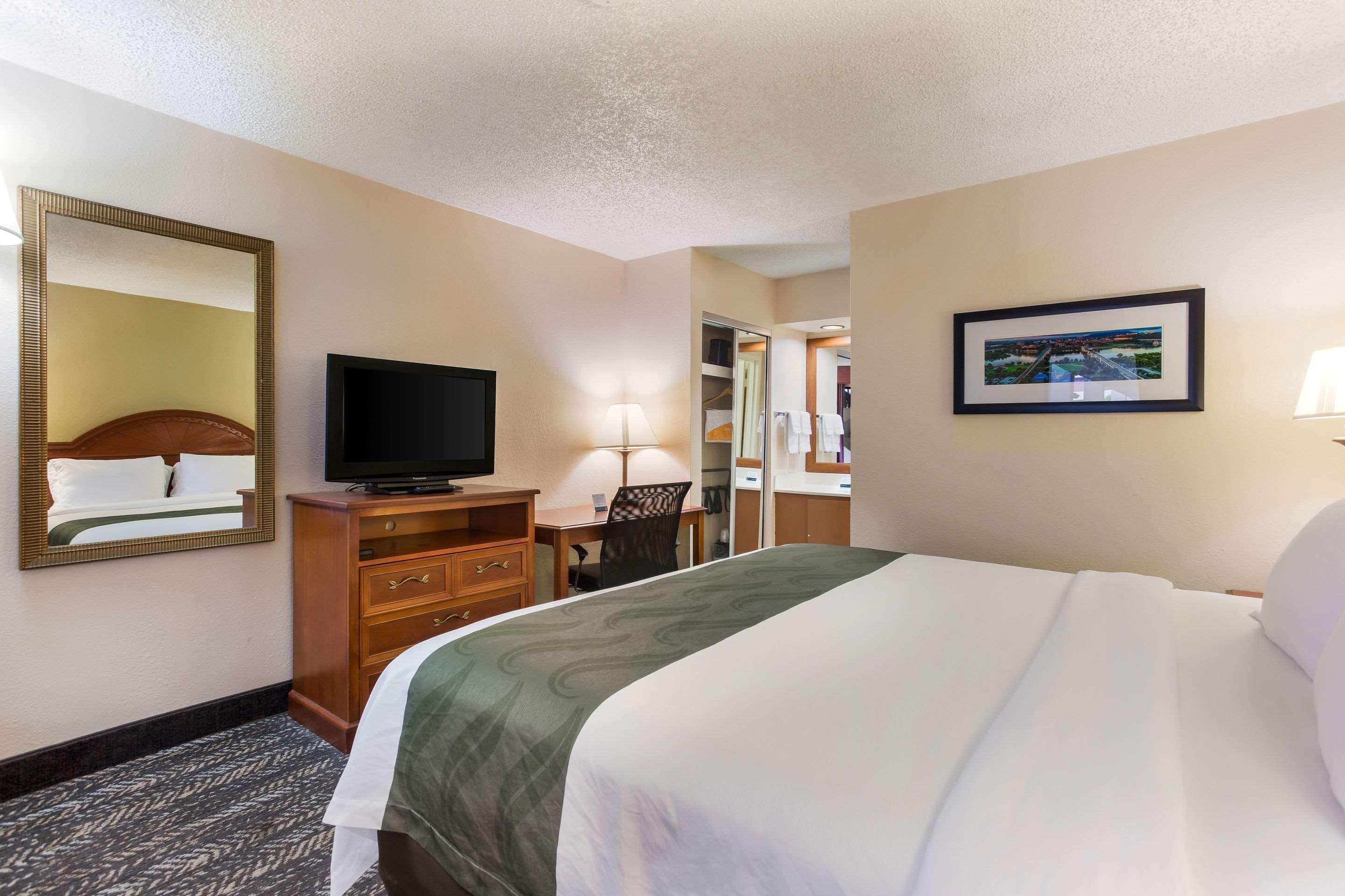 Quality Inn - Hamilton Place Chattanooga Exterior photo